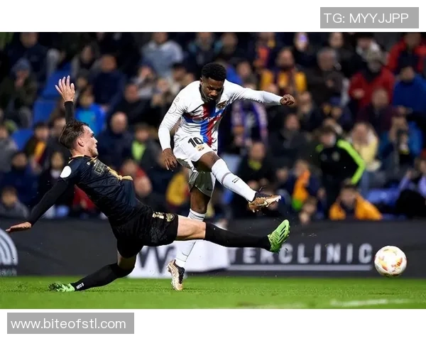 梦十队挑战西班牙足球豪门的巅峰对决展现激情与荣耀的经典之战